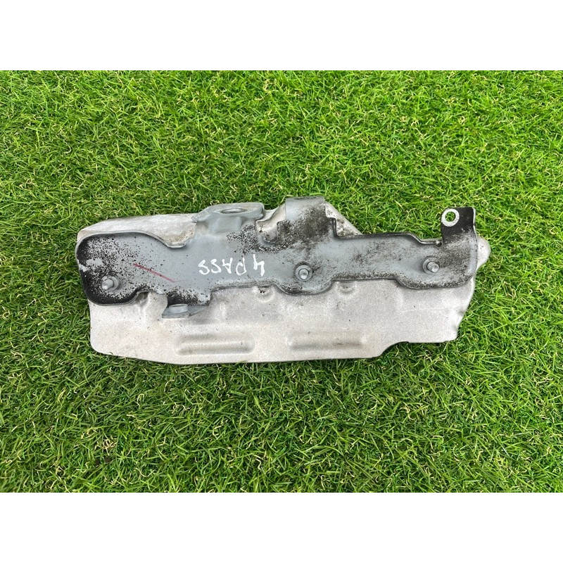 Защита коллектора (выпускная система) Volkswagen Passat B7 2016 1.8 06K145325A