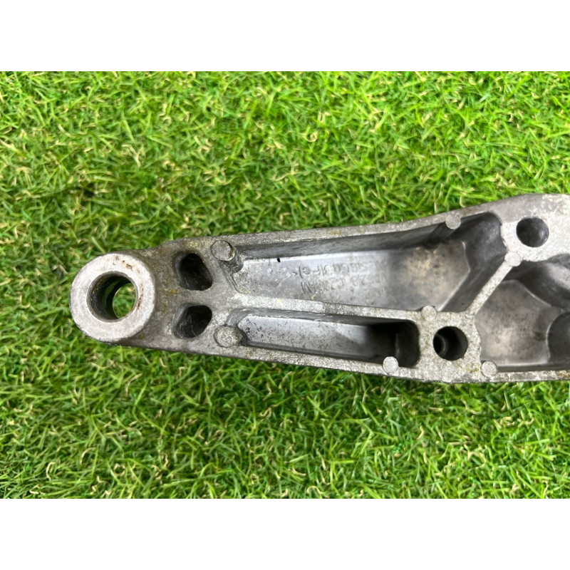 Кронштейн КПП (трансмиссия) CHEVROLET Cruze J300 2011 1.4 13248569