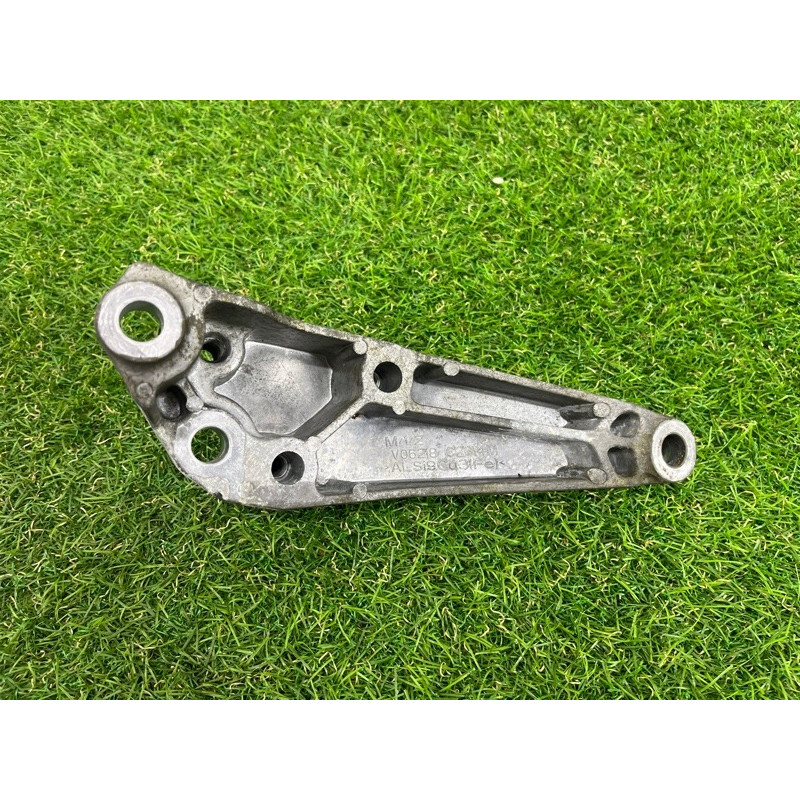 Кронштейн КПП (трансмиссия) CHEVROLET Cruze J300 2011 1.4 13248569