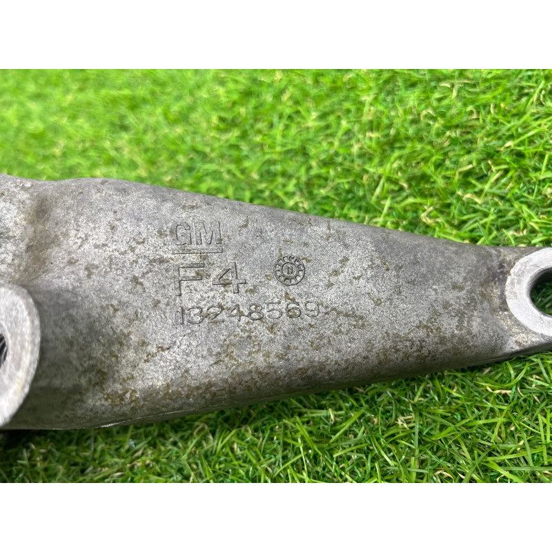 Кронштейн КПП (трансмиссия) CHEVROLET Cruze J300 2011 1.4 13248569