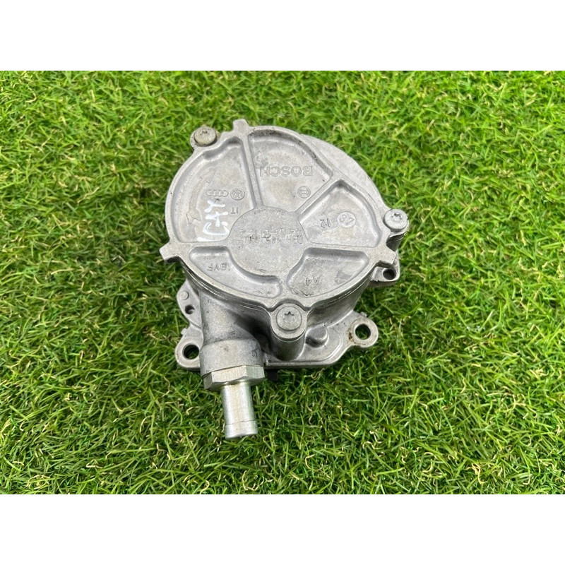 Вакуумный насос (тормозная система) PORSCHE CAYENNE 958 2013 3.6 95511005003