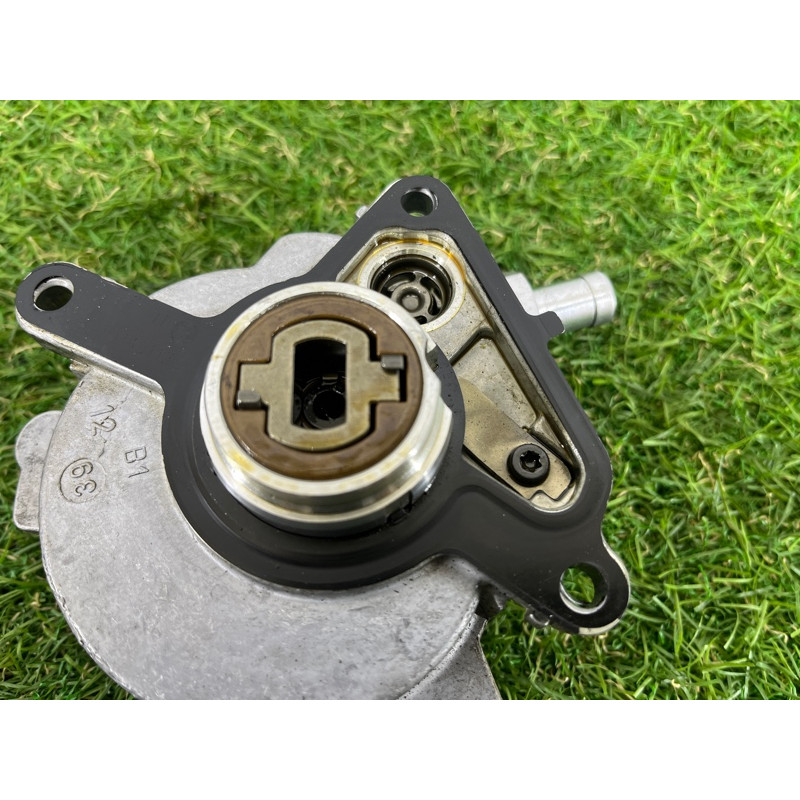 Вакуумный насос (тормозная система) PORSCHE CAYENNE 958 2013 3.6 95511005003