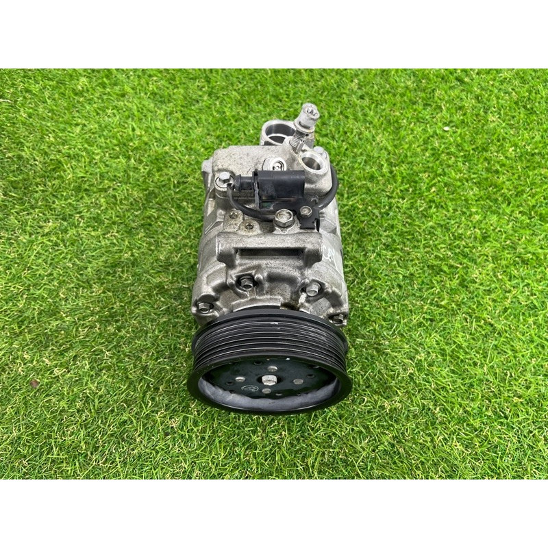 Компрессор кондиционера (отопление и кондиционирование) PORSCHE CAYENNE 958 2013 3.6 95812601201