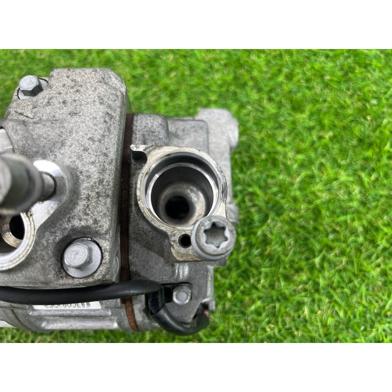 Компрессор кондиционера (отопление и кондиционирование) PORSCHE CAYENNE 958 2013 3.6 95812601201