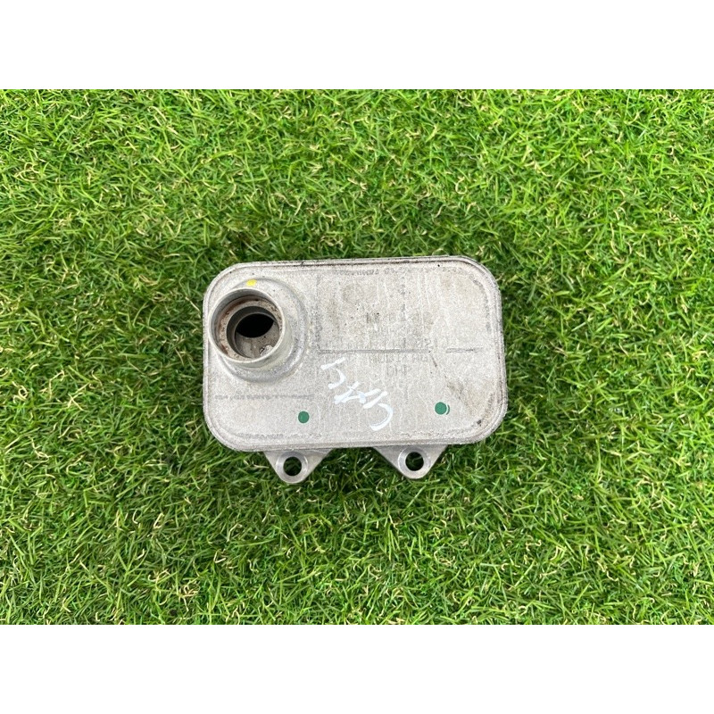 Теплообменник масляного фильтра (двигатель и элементы) AUDI A4 B8 2012 2.0 TFSI 06J117021J