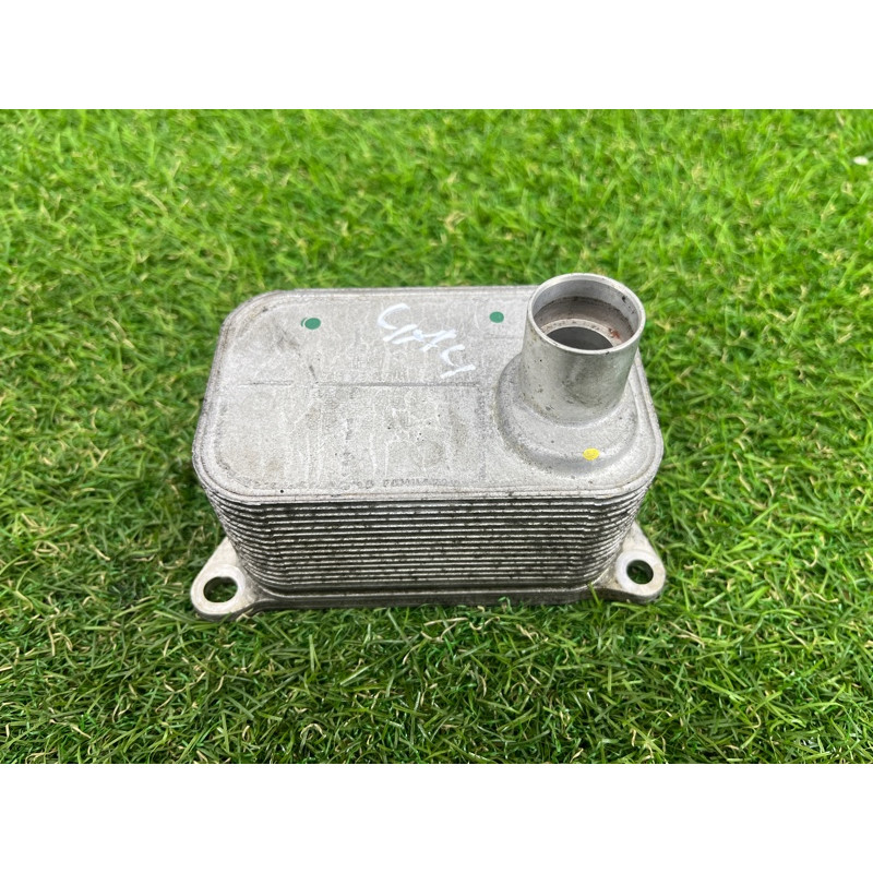 Теплообменник масляного фильтра (двигатель и элементы) AUDI A4 B8 2012 2.0 TFSI 06J117021J