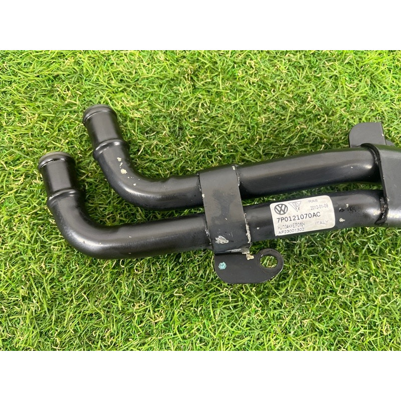 Трубка системы охлаждения (система охлаждения) Volkswagen Touareg NF 2012 3.6 7P0121065L