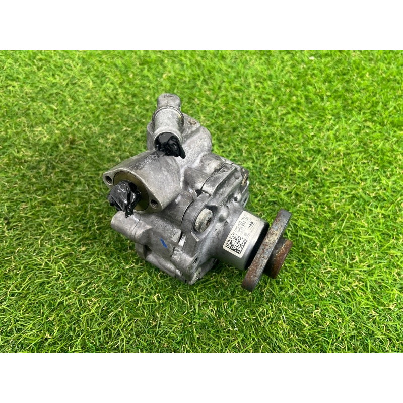 Насос гидроусилителя руля (рулевое управление) Volkswagen Touareg NF 2012 3.6 7P6422154B