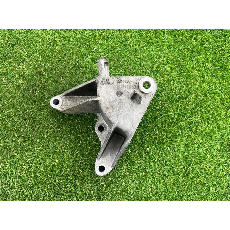 Кронштейн подушки двигателя (кронштейны двигателя) CHEVROLET Cruze J300 2011 1.4 13248664