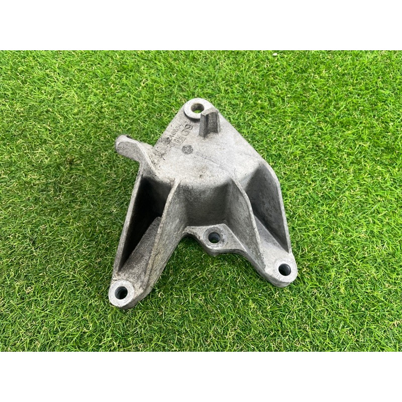 Кронштейн подушки двигателя (кронштейны двигателя) CHEVROLET Cruze J300 2011 1.4 13248664