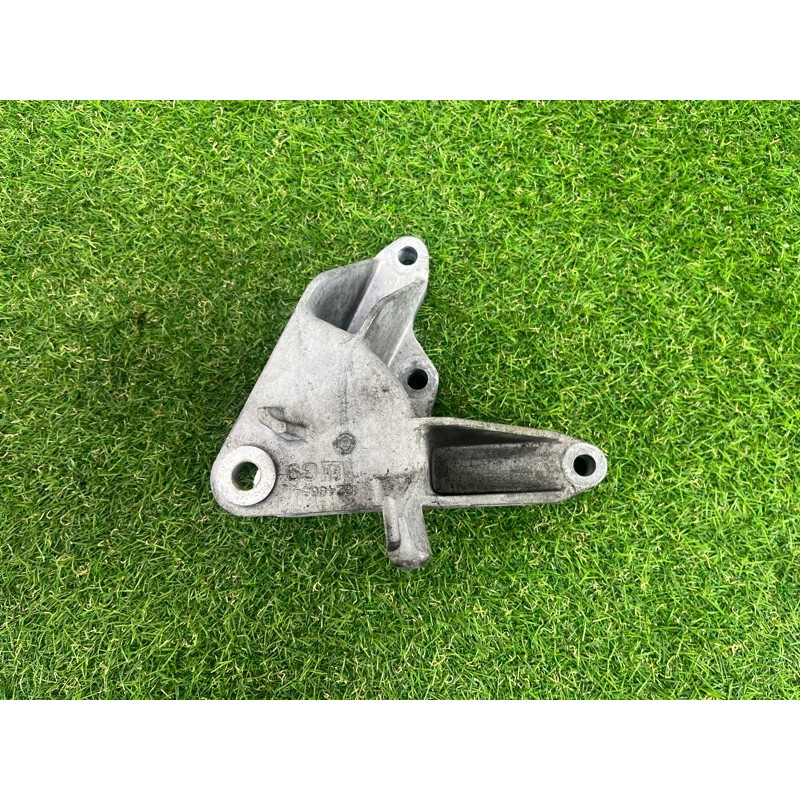 Кронштейн подушки двигателя (кронштейны двигателя) CHEVROLET Cruze J300 2011 1.4 13248664