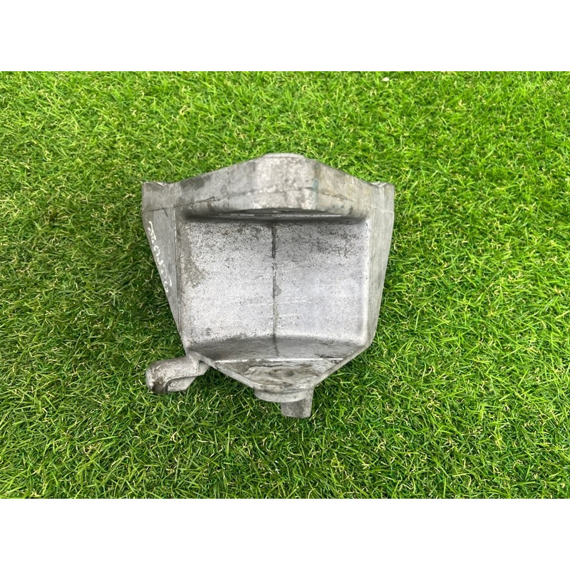 Кронштейн подушки двигателя (кронштейны двигателя) CHEVROLET Cruze J300 2011 1.4 13248664