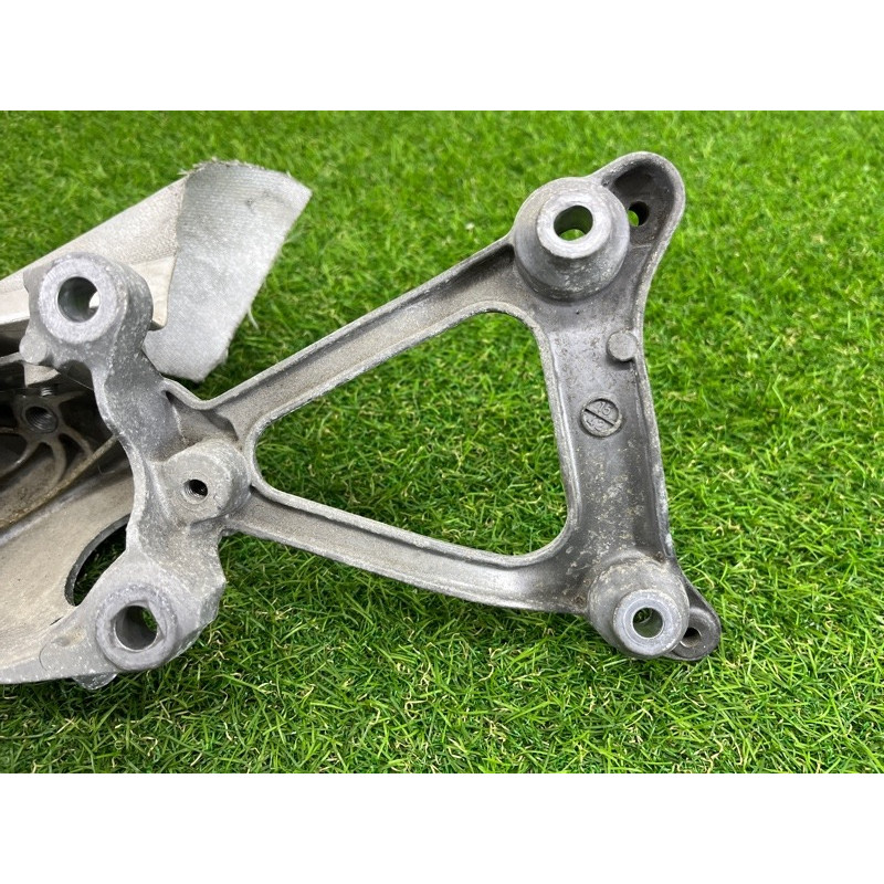 Кронштейн подушки двигателя (кронштейны двигателя) AUDI Q7 4M 2017 3.0 TFSi CREC 4M0199307AE