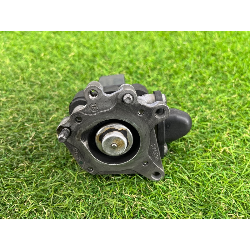 Клапан ЕГР (двигатель и элементы) Volkswagen Passat B7 2016 1.8 06K131097L