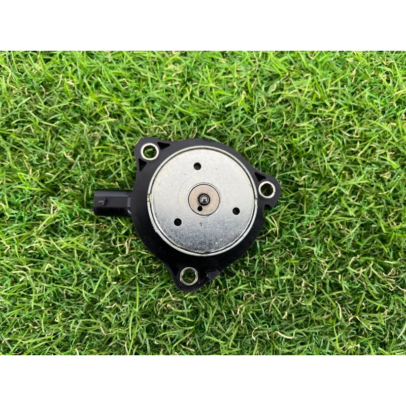 Клапан фазорегулятора (электрика двигателя) Jeep Grand Cherokee WK2 2017 3.6 5048045AB