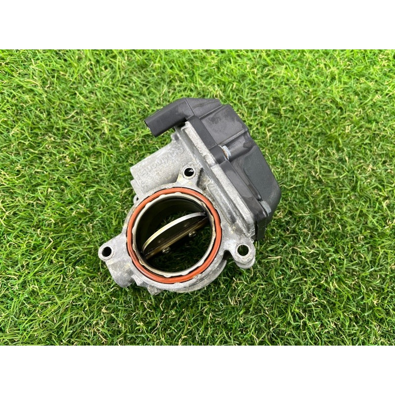 Дросельна заслонка (електрика двигуна) AUDI A7 4G 2013 3.0 CGXB 057128063D