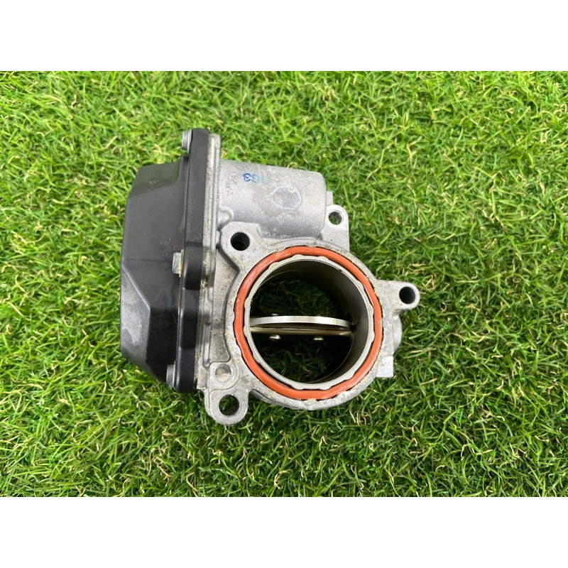 Дросельна заслонка (електрика двигуна) AUDI A7 4G 2013 3.0 CGXB 057128063D