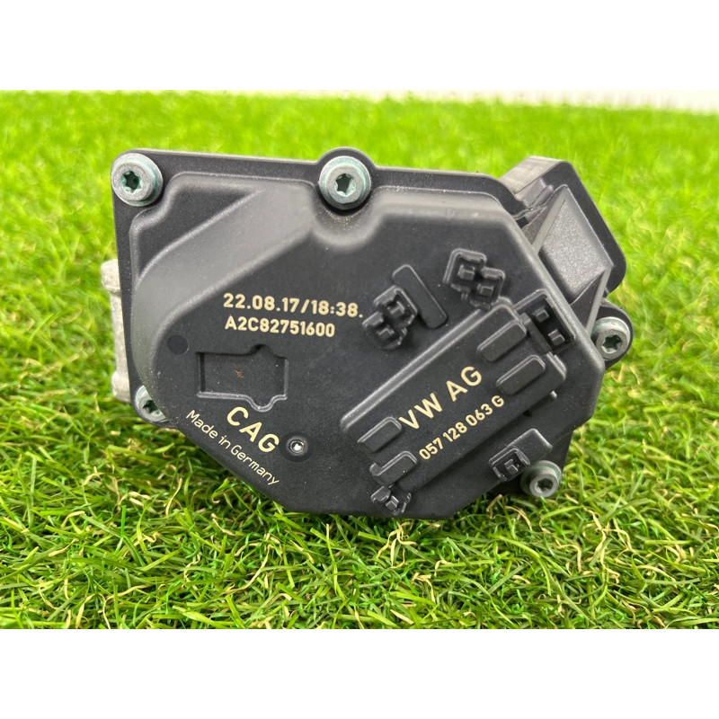 Дроссельная заслонка (электрика двигателя) AUDI Q7 4M 2018 3.0 TFSi 057128063G