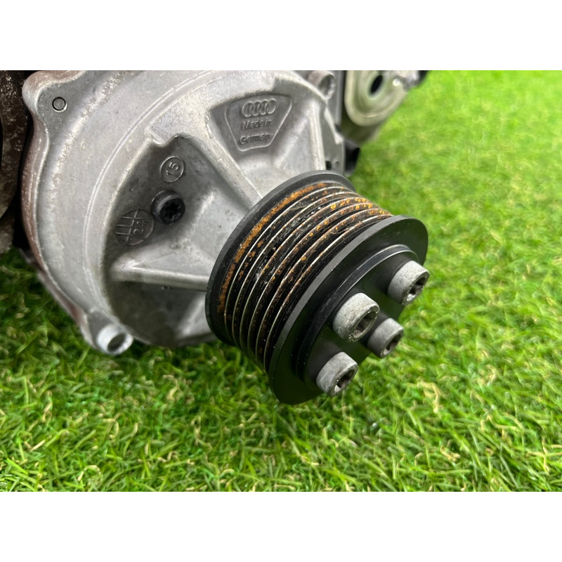 Компрессор ДВС (впускная система) AUDI Q7 4M 2017 3.0 TFSi CREC 06E145601AP