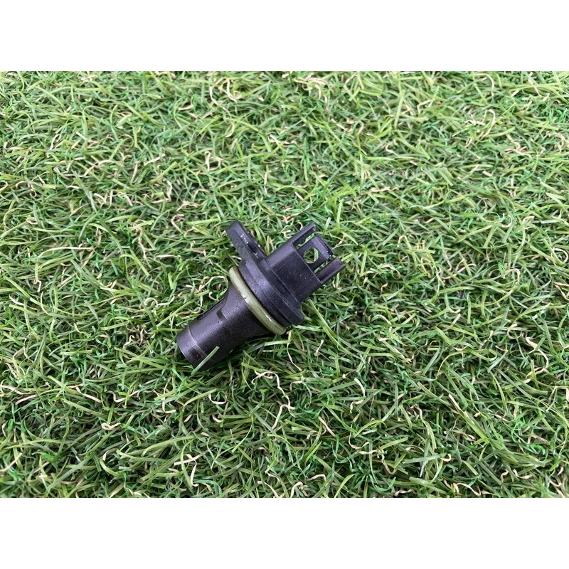 Датчик положения распредвала (электрика двигателя) BMW 4-series F32 2015 2.0 13627525014