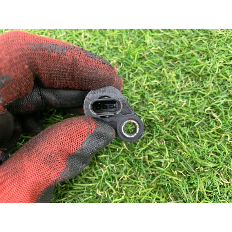 Датчик положения распредвала (электрика двигателя) BMW 4-series F32 2015 2.0 13627525014