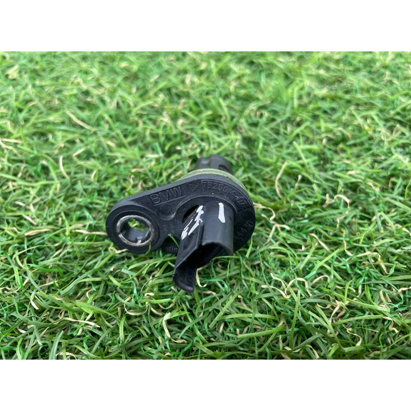 Датчик положения распредвала (электрика двигателя) BMW 4-series F32 2015 2.0 13627525014