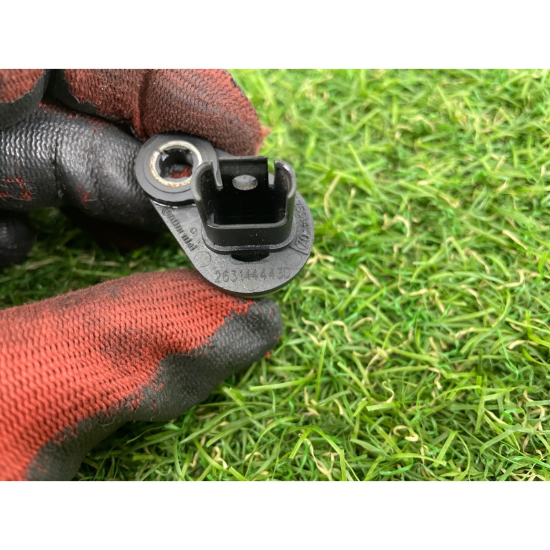 Датчик положения распредвала (электрика двигателя) BMW 4-series F32 2015 2.0 13627525014