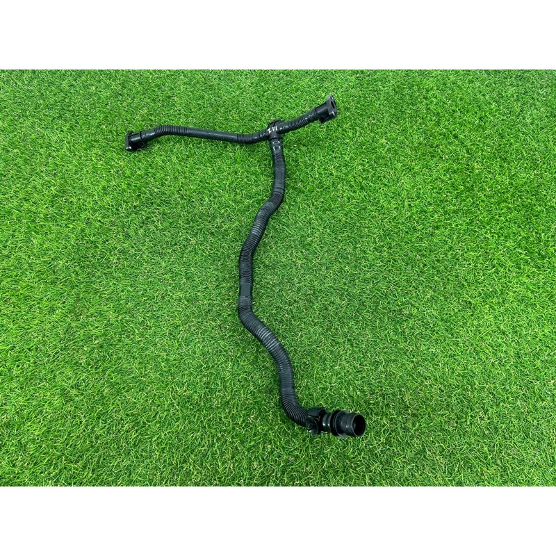 Трубка рецеркуляции воздуха (двигатель и элементы) AUDI A7 4G 2013 3.0 CGXB 06E131143AK