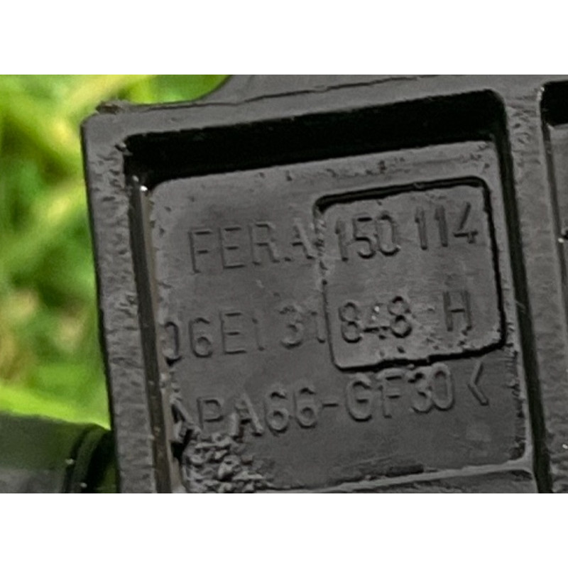 Трубка рецеркуляции воздуха (двигатель и элементы) AUDI A7 4G 2013 3.0 CGXB 06E131143AK