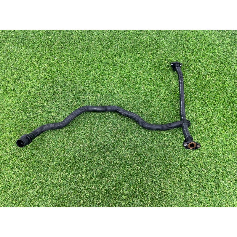 Трубка рециркуляції повітря (двигун та елементи) AUDI Q7 4L 2014 3.0 TFSi CTWB 06E131143AK