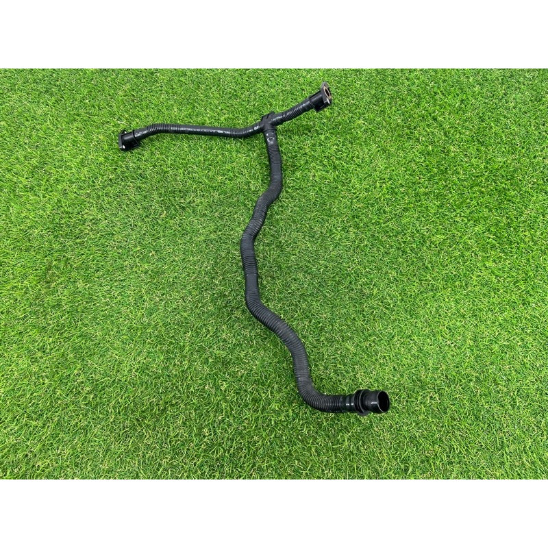 Трубка рециркуляції повітря (двигун та елементи) AUDI Q7 4L 2014 3.0 TFSi CTWB 06E131143AK