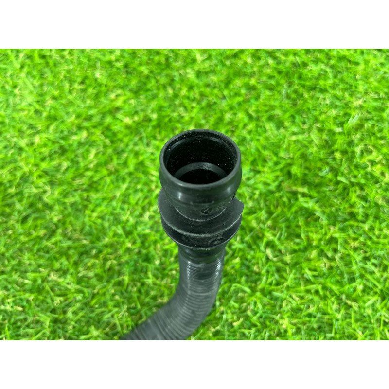 Трубка рециркуляції повітря (двигун та елементи) AUDI Q7 4L 2014 3.0 TFSi CTWB 06E131143AK