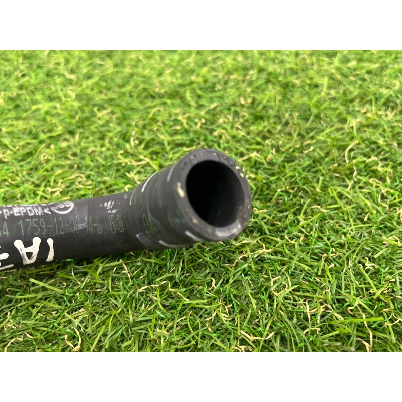 Патрубок (система охлаждения) AUDI A7 4G 2013 3.0 CGXB 06E121058E