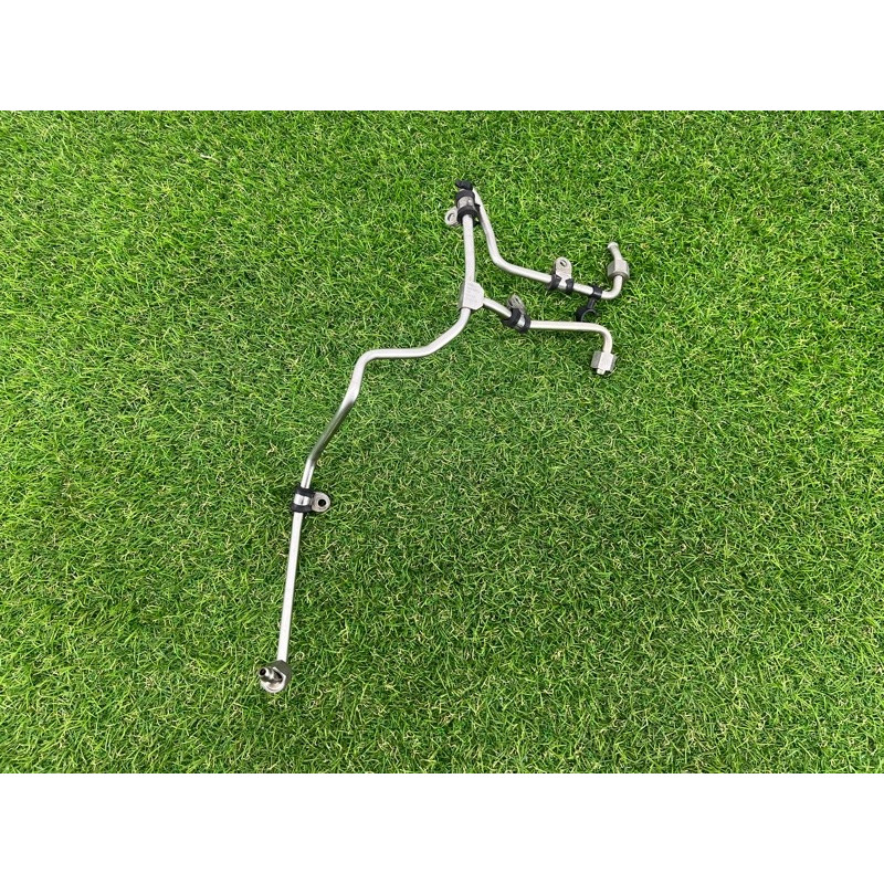 Трубка топливная (топливная система) AUDI Q7 4L 2014 3.0 TFSi CTWB 06E127501AA