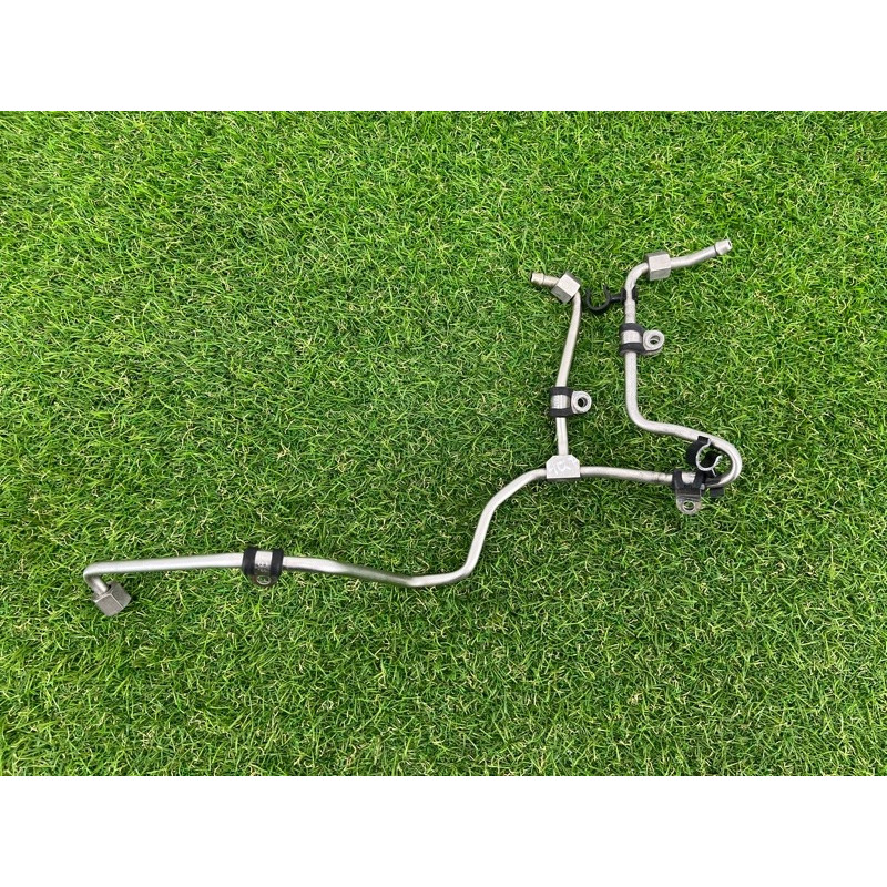 Трубка топливная (топливная система) AUDI Q7 4L 2014 3.0 TFSi CTWB 06E127501AA