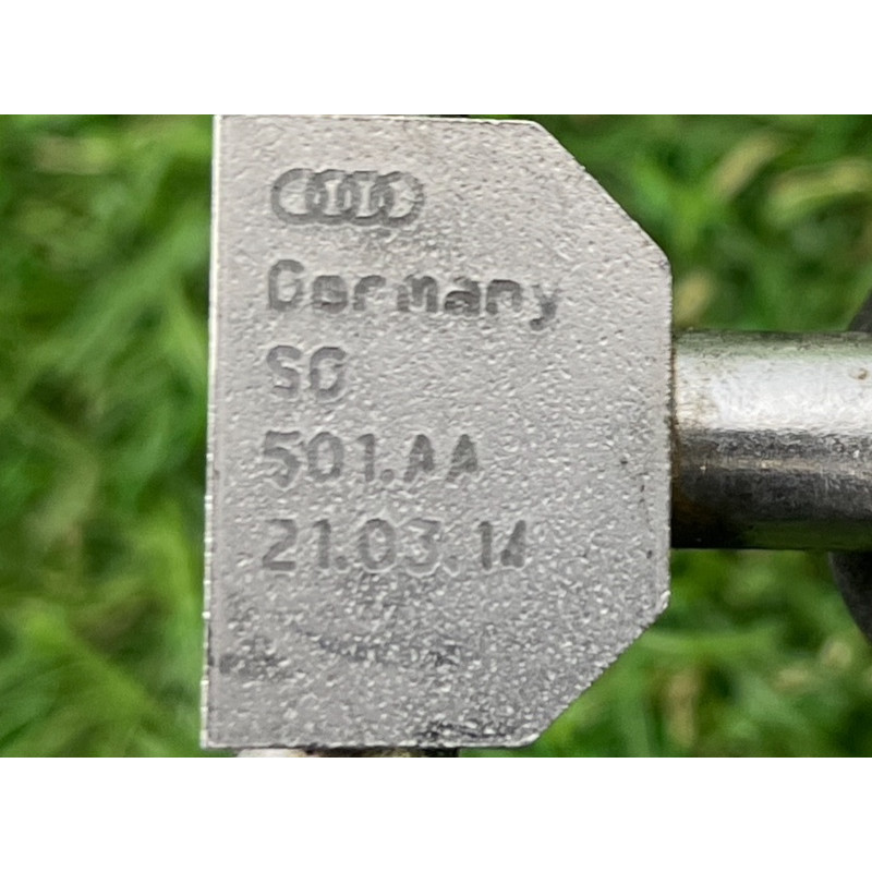 Трубка топливная (топливная система) AUDI Q7 4L 2014 3.0 TFSi CTWB 06E127501AA