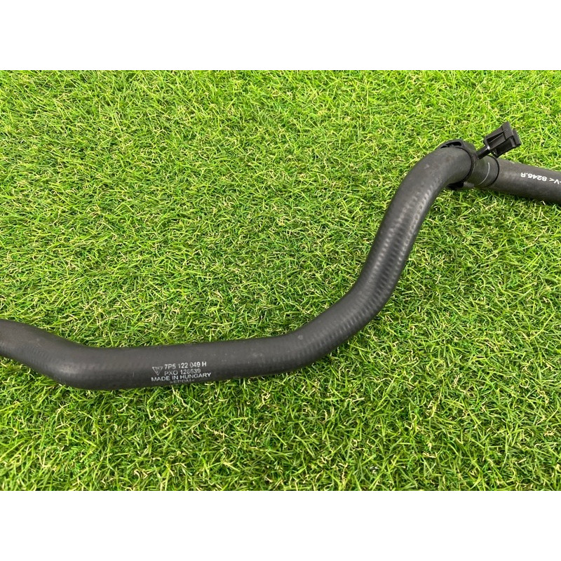 Патрубок (система охлаждения) PORSCHE CAYENNE 958 2012 4.8 95810626101