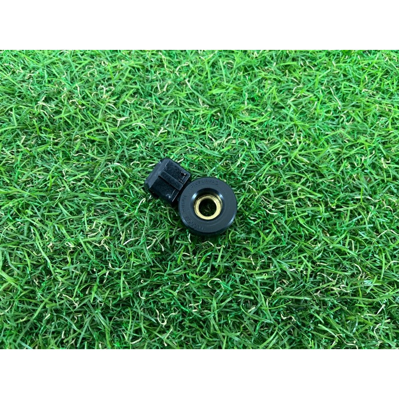 Датчик детонации (электрика двигателя) Jeep Grand Cherokee WK2 2017 3.6 68166540AA