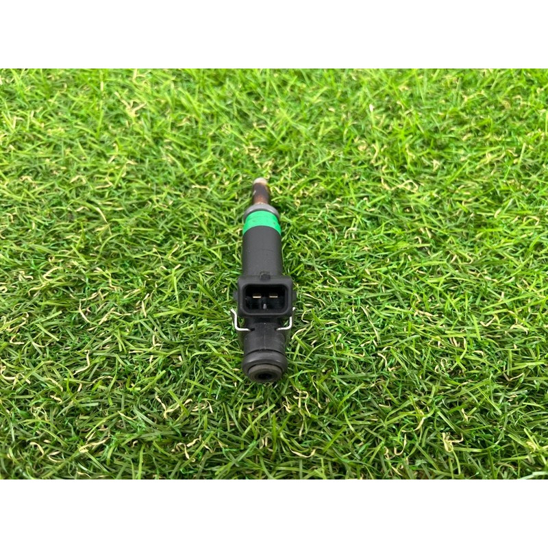 Форсунка топливная (топливная система) BMW X5 E70 2008 4.8 N62/TU 13647525721