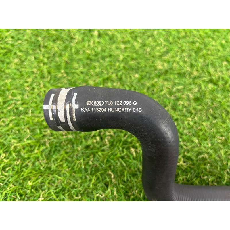 Патрубок (система охлаждения) AUDI Q7 4L 2007 3.6 7L0122096G