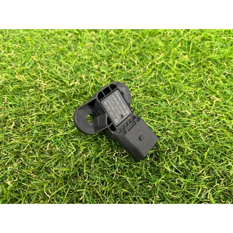 Датчик давления во впускном коллекторе (электрика двигателя) AUDI Q7 4L 2014 3.0 TFSi CTWB 03C906051F