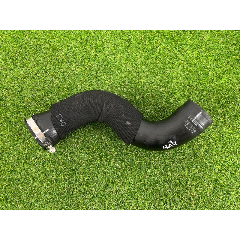 Патрубок интеркулера (двигатель и элементы) AUDI A4 B8 2012 2.0 TFSI 8K0145737J