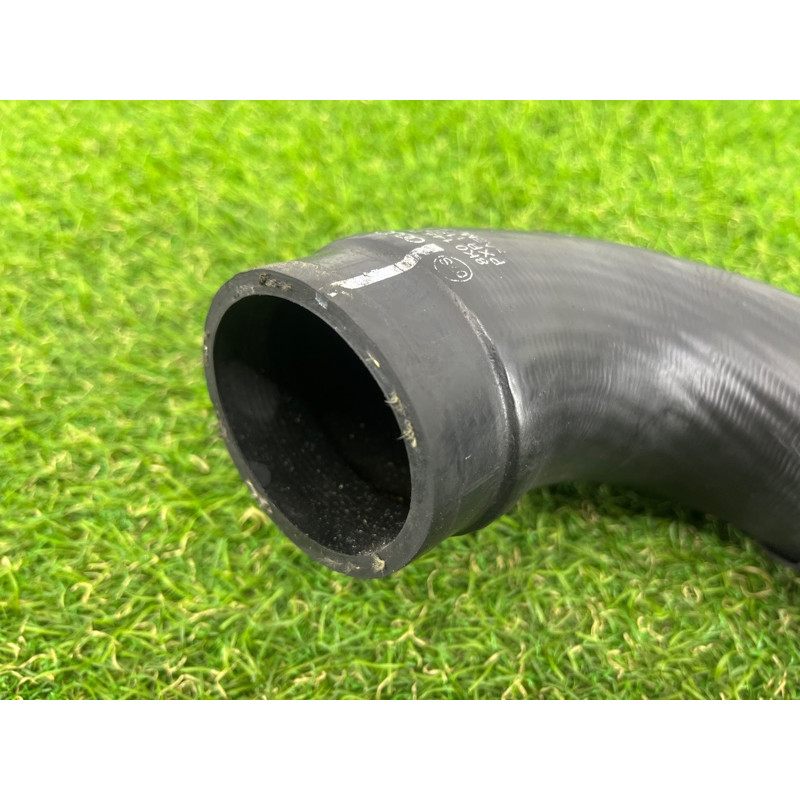 Патрубок интеркулера (двигатель и элементы) AUDI A4 B8 2012 2.0 TFSI 8K0145737J