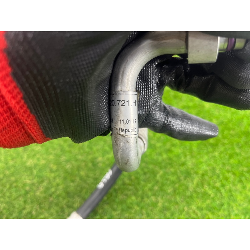 Трубка кондиционера (отопление и кондиционирование) Volkswagen Touareg NF 2012 3.6 7P0820721H