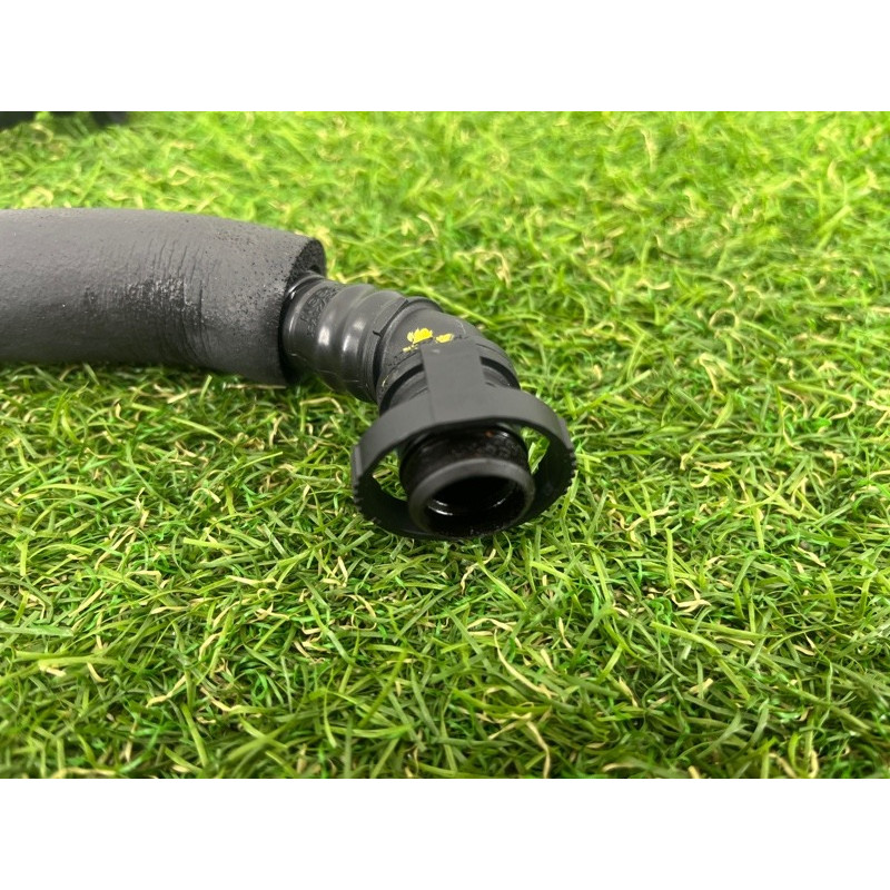 Трубка вентиляции картерных газов (двигатель и элементы) AUDI A4 B8 2012 2.0 TFSI 06J103221A