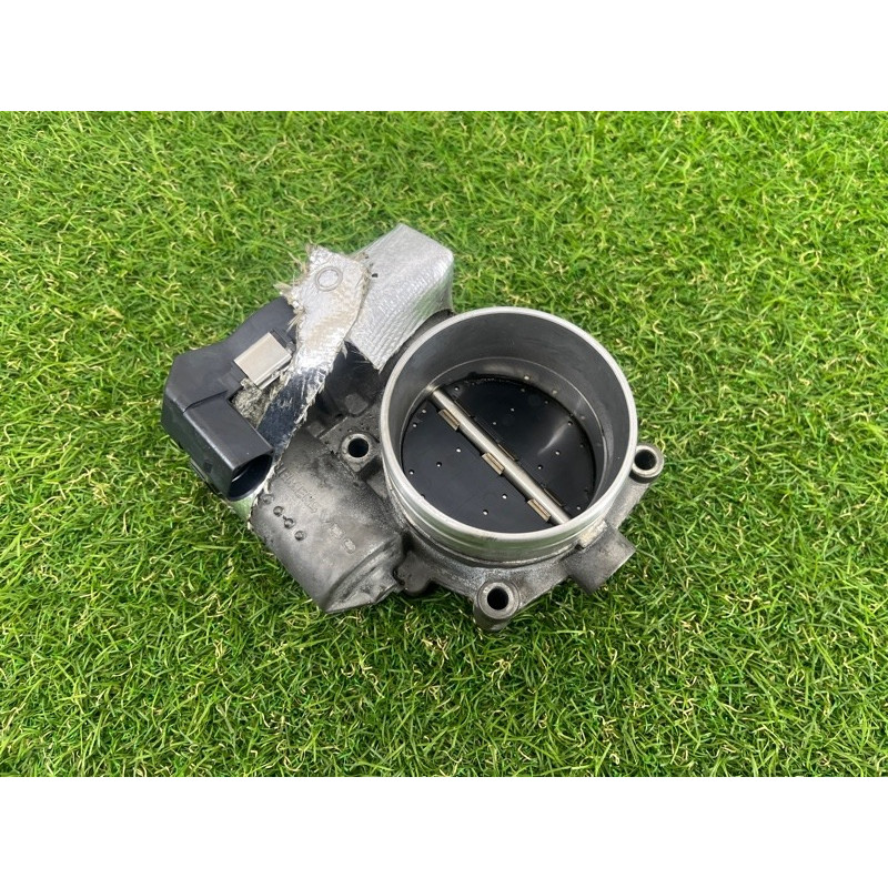 Дроссельная заслонка (электрика двигателя) Volkswagen Touareg NF 2012 3.6 03H133062A