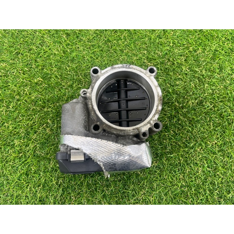 Дроссельная заслонка (электрика двигателя) Volkswagen Touareg NF 2012 3.6 03H133062A