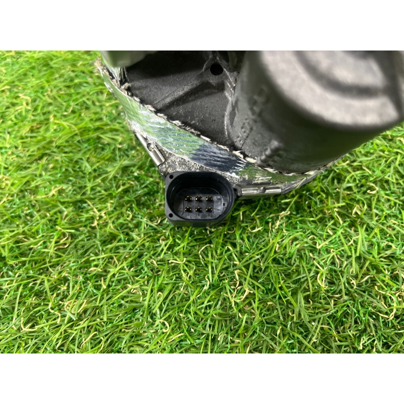 Дроссельная заслонка (электрика двигателя) Volkswagen Touareg NF 2012 3.6 03H133062A