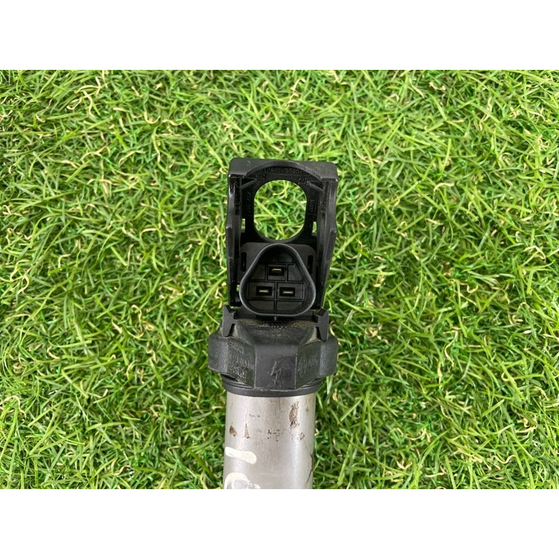 Катушка зажигания (электрика двигателя) BMW X5 E70 2008 4.8 N62/TU 12131712219