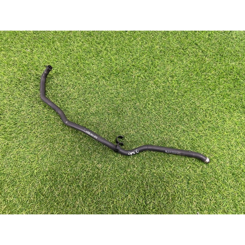 Патрубок (система охлаждения) PORSCHE CAYENNE 958 2012 4.8 95810642200